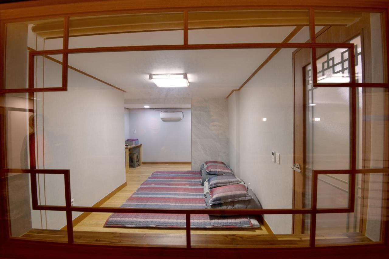 Guma Modern Hanokstay Daegu Eksteriør billede